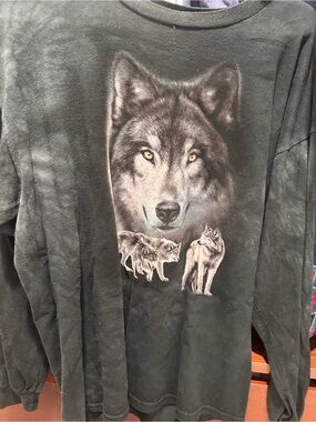 Black Wolf Graphic Long Sleeve Tee
